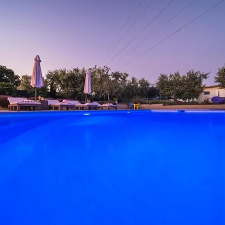 Vakantiehuis Leonardo House *