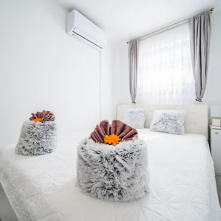 펜션 Leonardo House