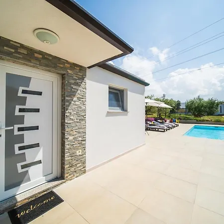 Tatil Evi Leonardo House Novigrad Istria