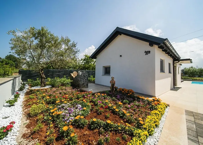 Semesterbostad Leonardo House Novigrad Istria